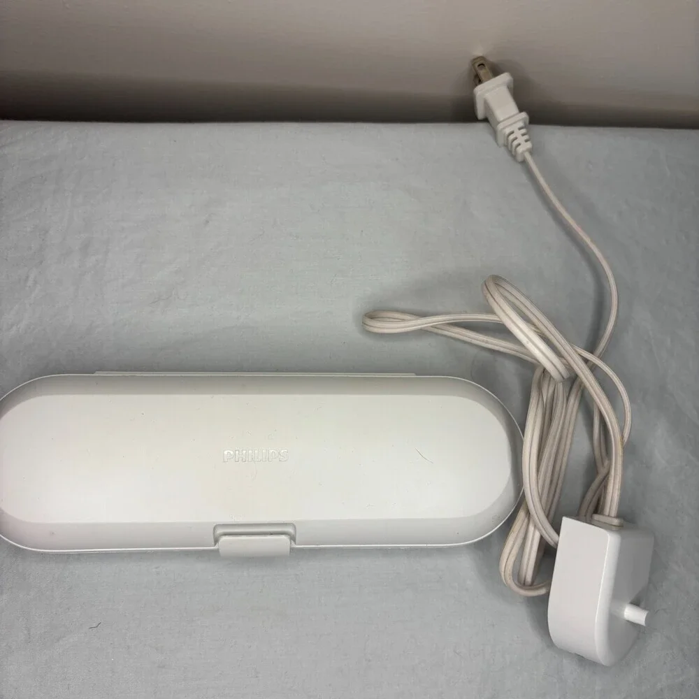 PHILLIPS Electric Toothbrush Charger and Travel Case White